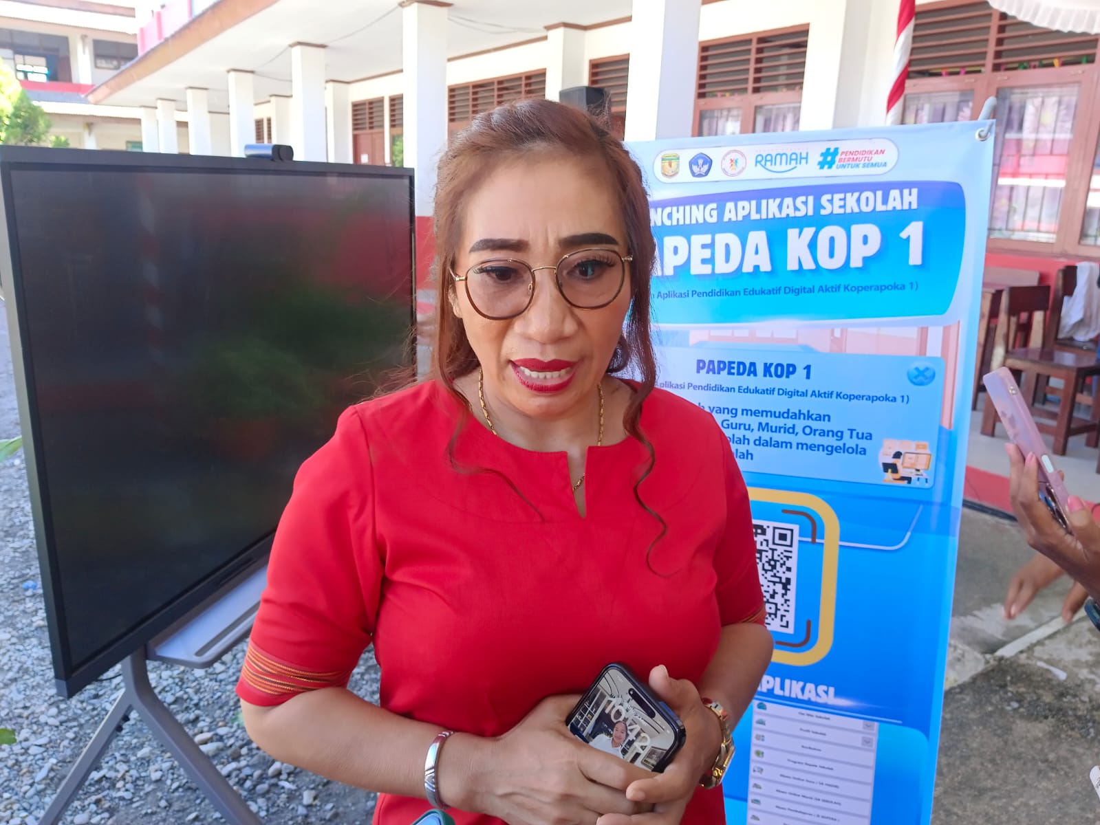 Aplikasi PAPEDA di SD Koperapoka 1 Dilengkapi 16 Fitur, Tingkatkan Keamanan Siswa dan Disiplin Guru