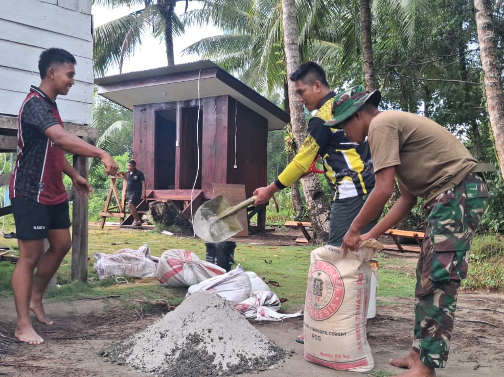 Progres Pembangunan MCK Umum, Satgas TMMD Laksanakan Pengecoran Septik Tank