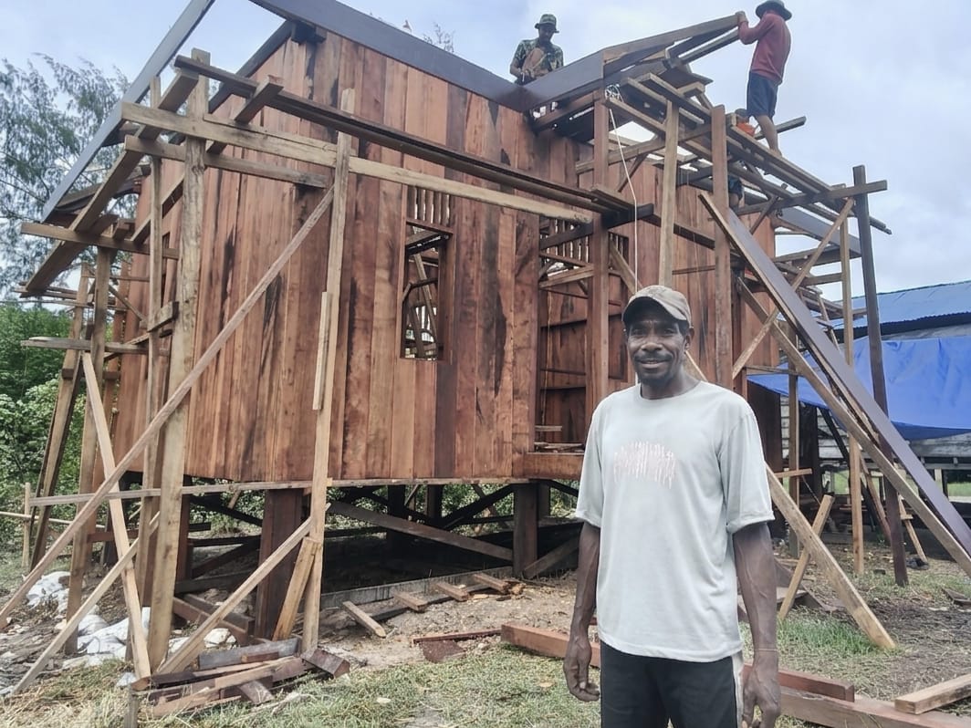 Dari Rumah Sederhana, Nikodemus Awaiti Sambut Harapan Baru Lewat TMMD Kodim Timika