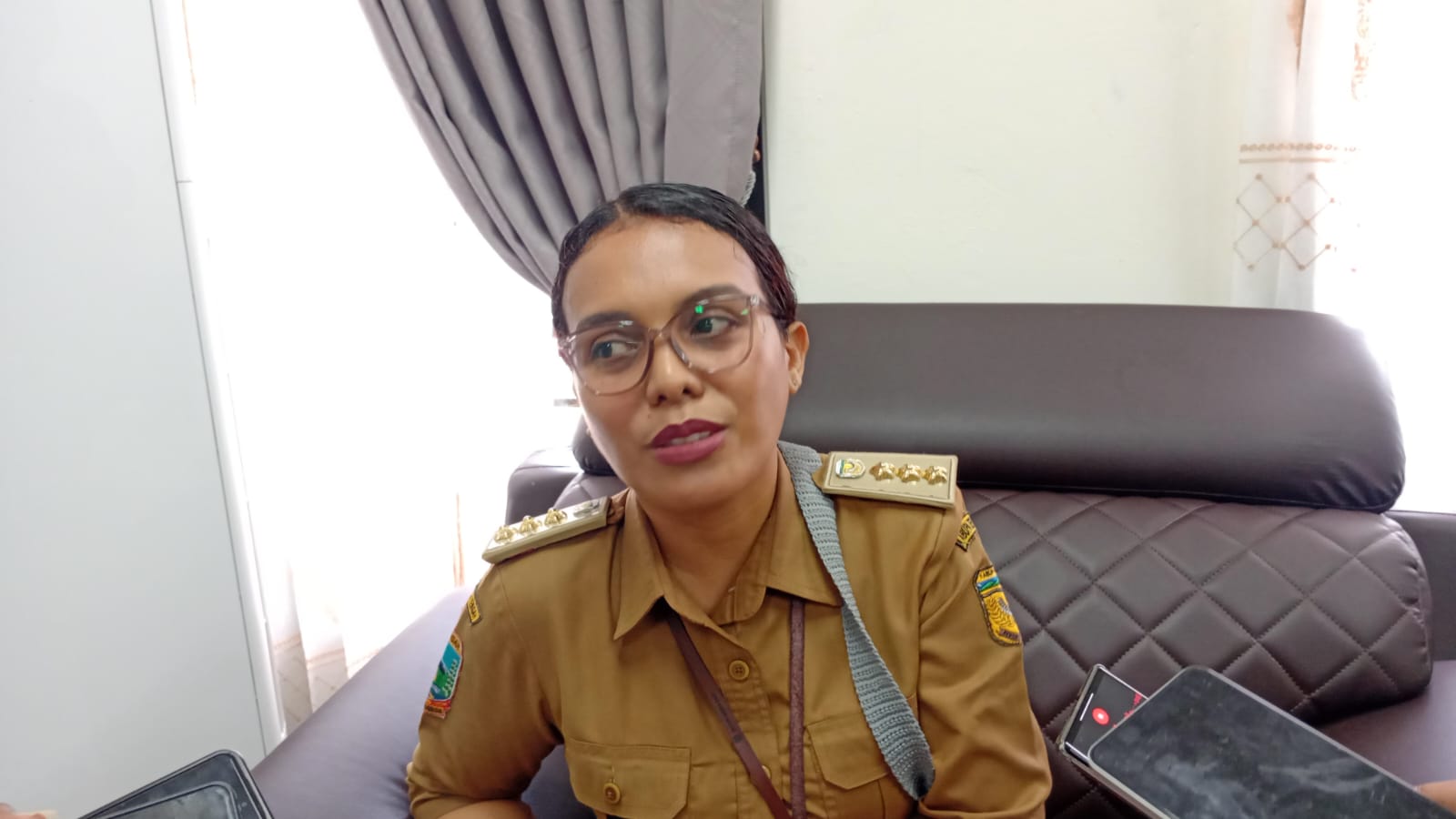 Soroti Distribusi Minyak Tanah di Mimika Baru: Merlyn Temorubun: Jangan Sampai Warga Pulang Tanpa Minyak