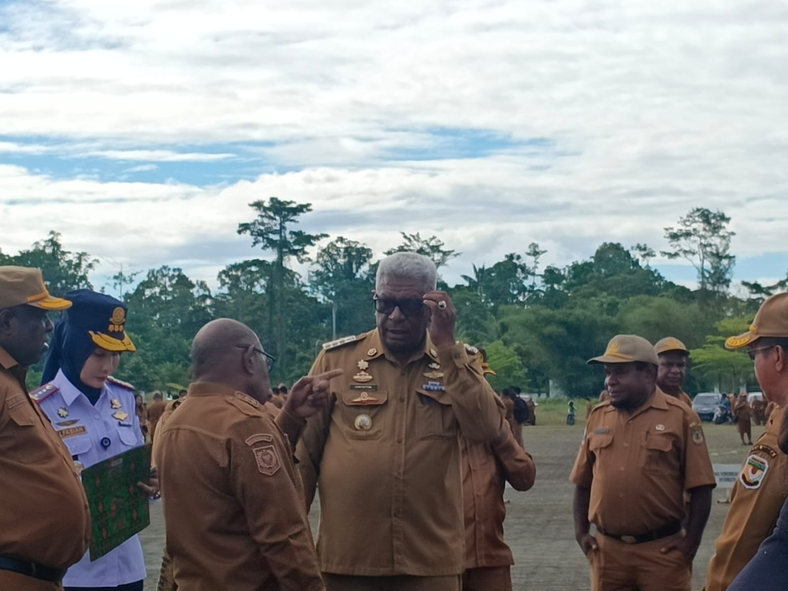 Bupati Mimika Ingatkan ASN Jaga Etika Bermedia Sosial dan Wibawa Pemerintah