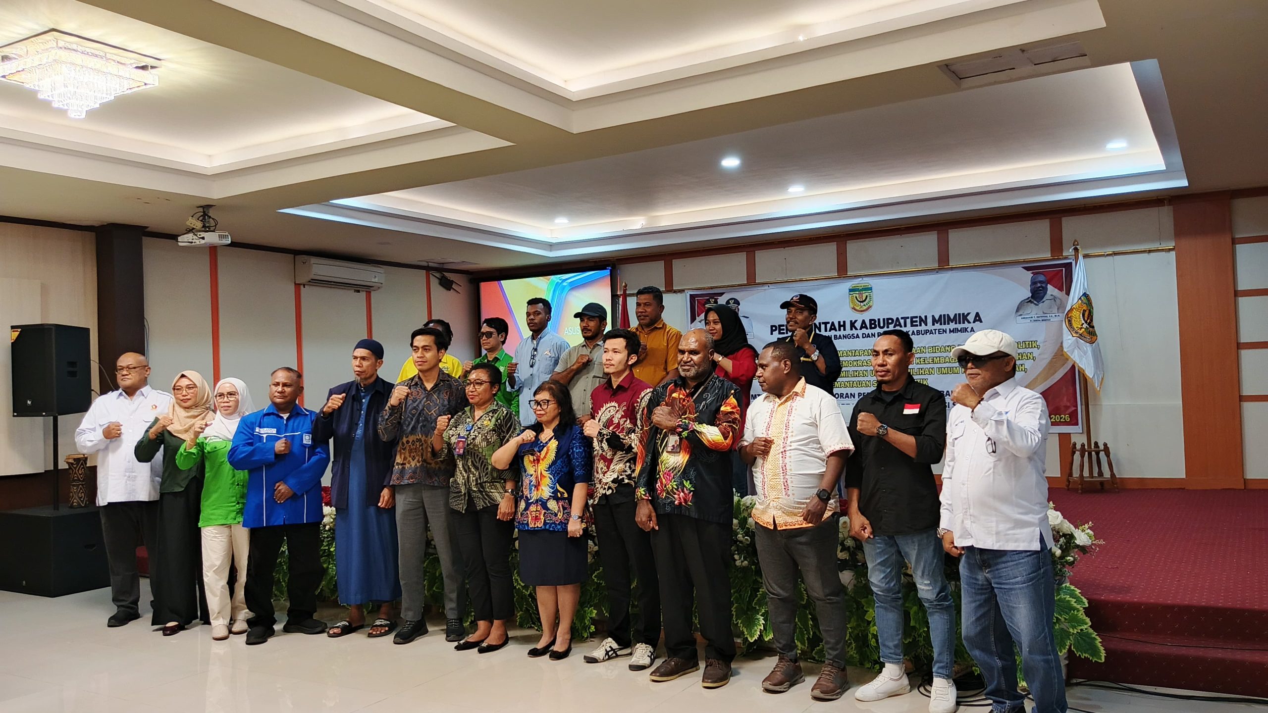Bimtek SIKEPO 2026 Resmi Ditutup, Pemkab Mimika Dorong Transparansi dan Akuntabilitas Partai Politik