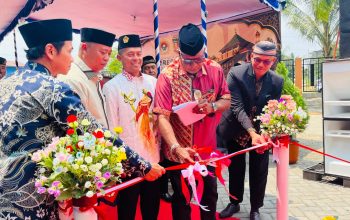 Resmikan Masjid Miftahul Huda, Rettob: Rumah Ibadah Perkuat Kerukunan di Mimika