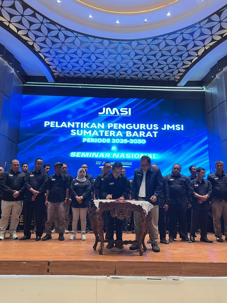 Pelantikan JMSI Sumbar 2026: Perkuat Barisan Media Siber, Lima Tokoh Raih JMSI Awards