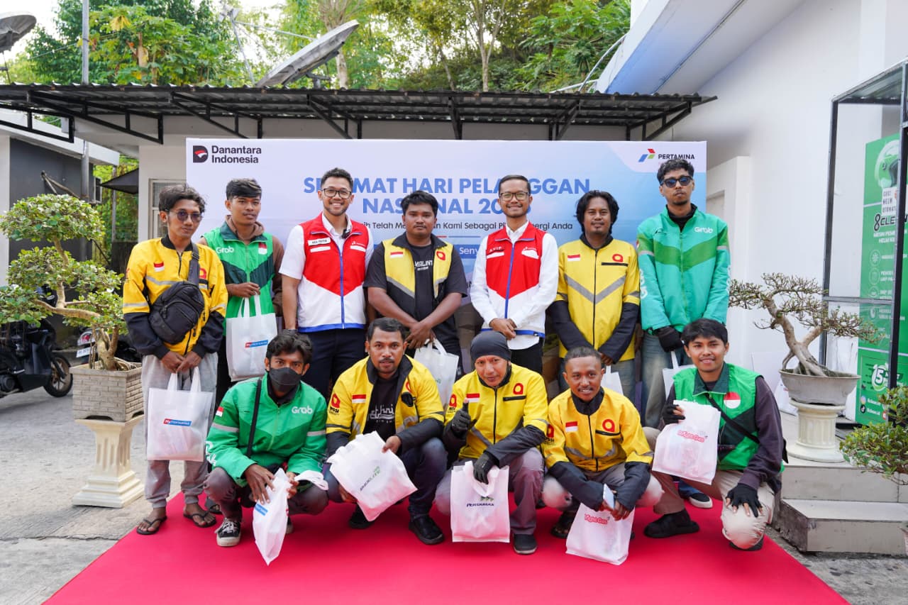 Lebih Dekat di Hari Pelanggan Nasional, Pertamina Patra Niaga Bagikan Semangat Senyum Pelanggan, Senyumku Juga di Timur Indonesia