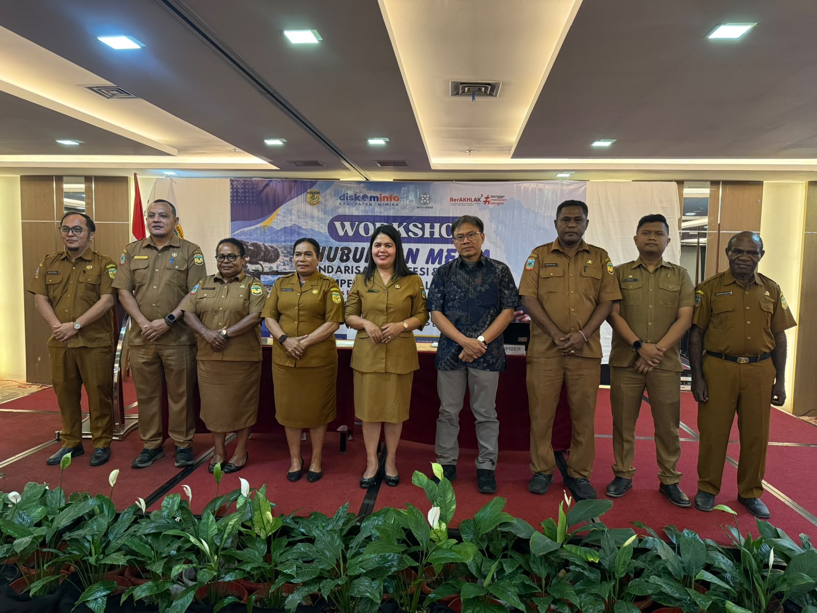 Workshop Diskominfo Mimika: Jurnalis Digital Dituntut Profesional, Cepat Bukan Berarti Mengabaikan Akurasi
