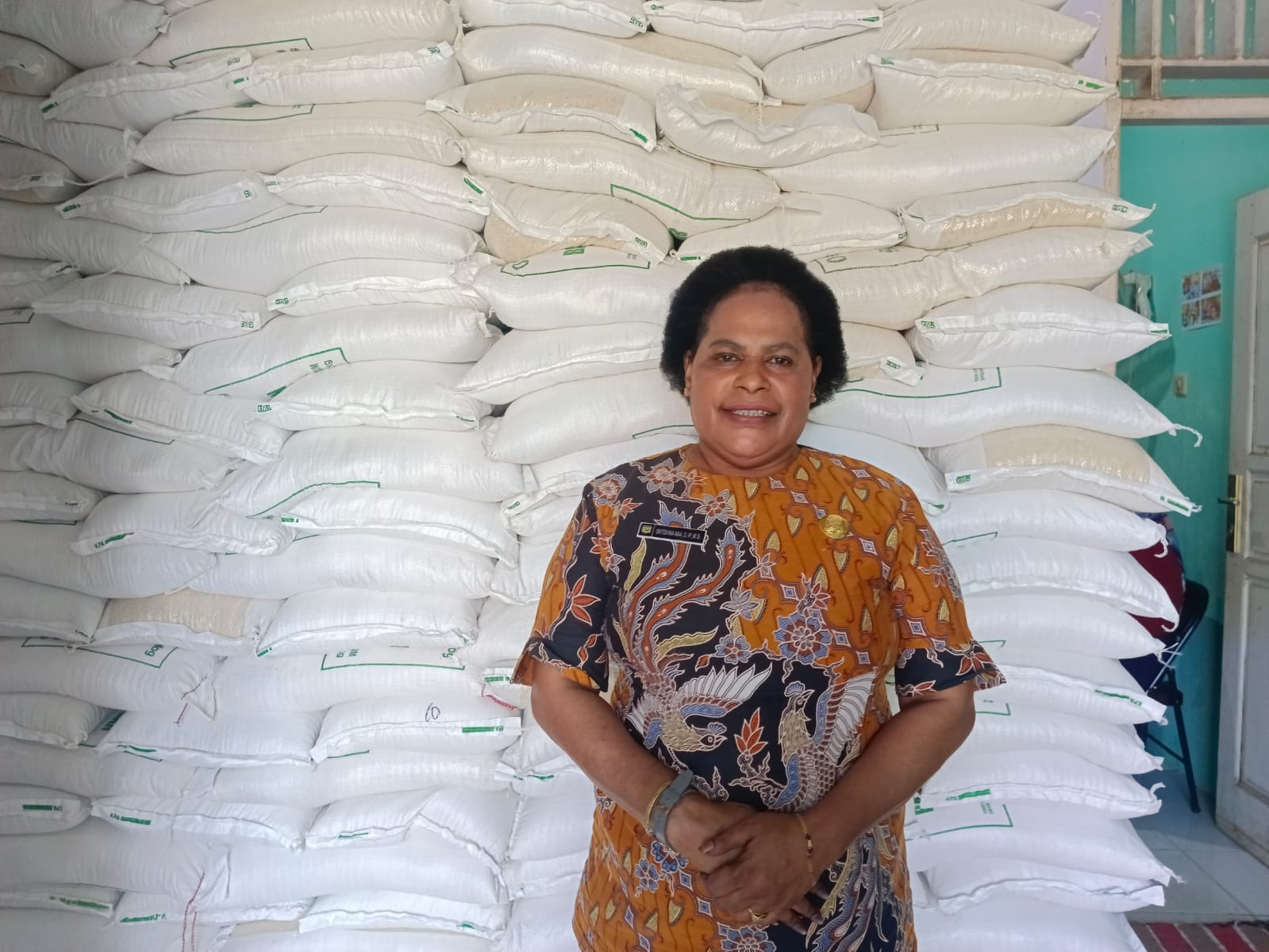 Kelurahan Dingo Narama Terima 20 Ton Beras Bantuan Pangan, Data Penerima Diverifikasi