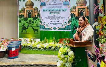 Dari PAUD Kasih Amuro, Suzy Rettob Serukan Perempuan Mimika Perkuat Iman dan Keteladanan Rasulullah