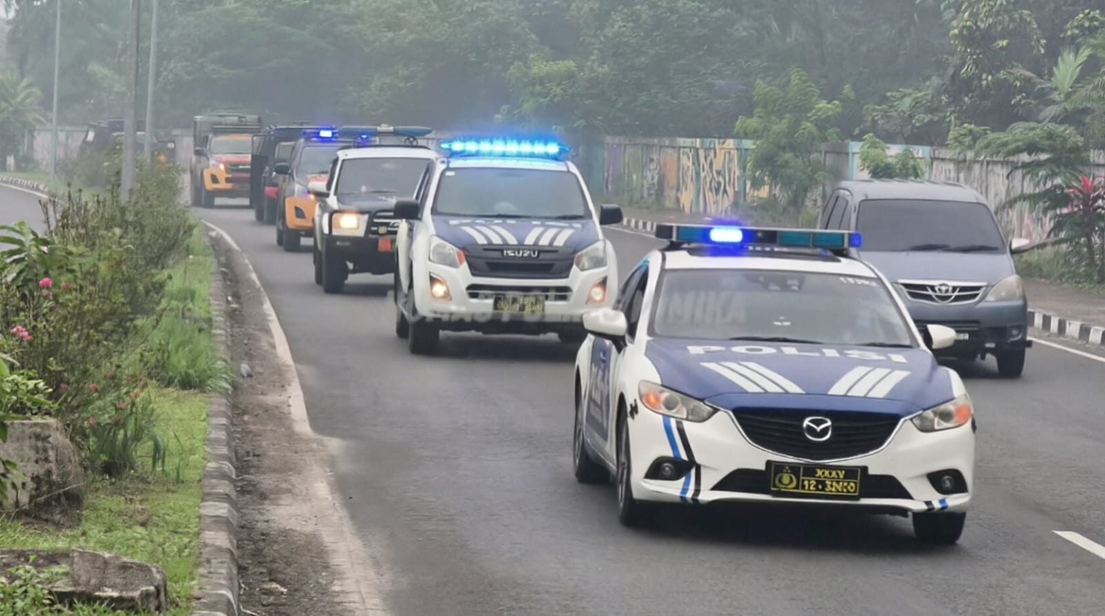 Cegah Gangguan Keamanan, Personel Gabungan Lakukan Patroli Skala Besar
