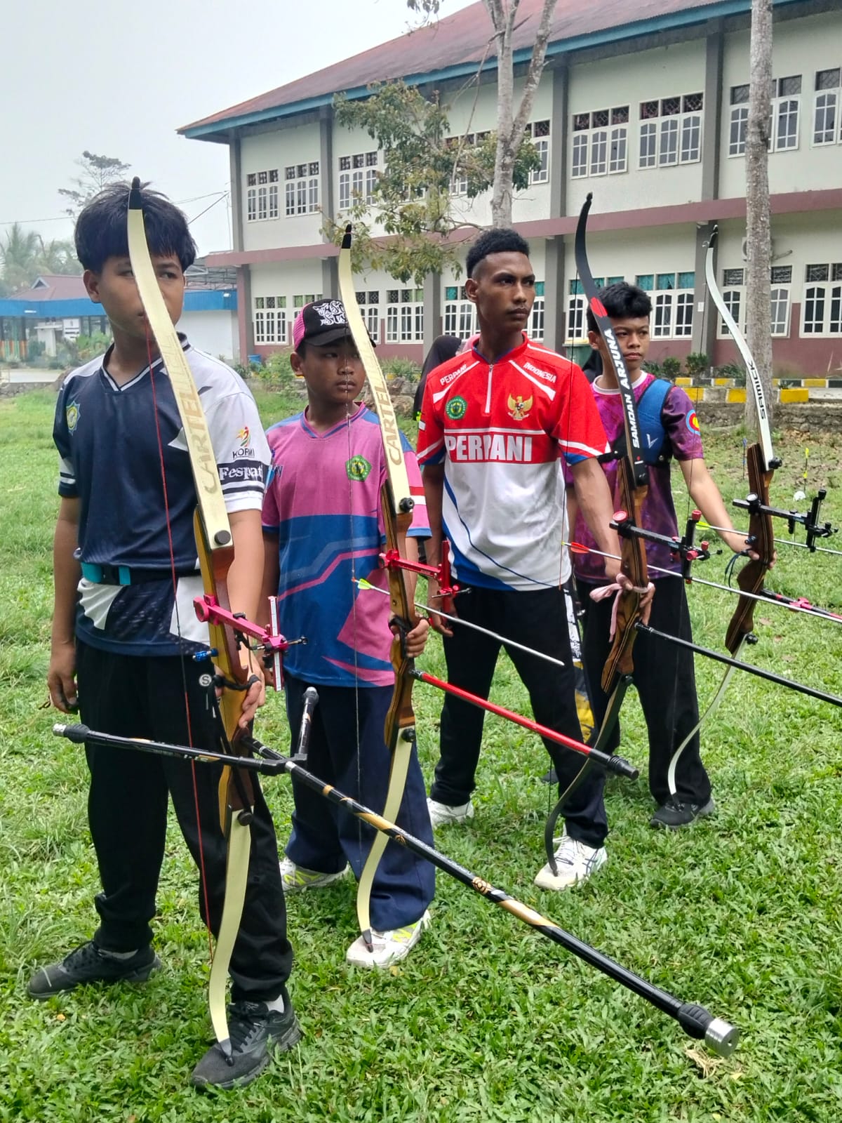 Semangat Sumpah Pemuda, 63 Pelajar dari 14 Sekolah Ikuti Kejuaraan Panahan di Mimika