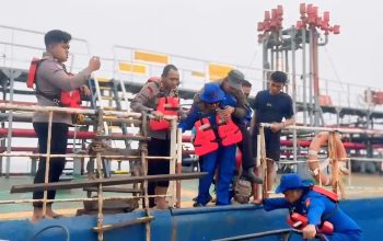 Berada 16 Mil Laut dari Pantai, ABK MT. Srikandi Dievakuasi Sat Polairud Polres Mimika